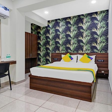 Hotel Nrm Residency Májszúr Kültér fotó